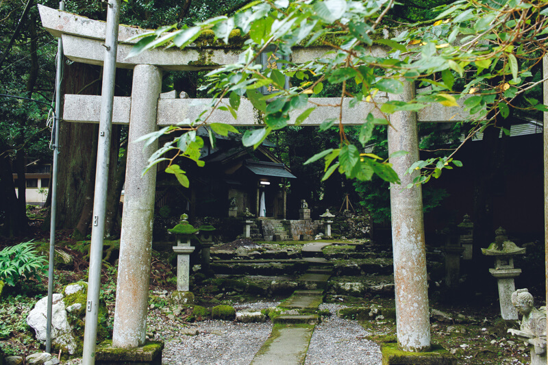 八幡神社の鳥居