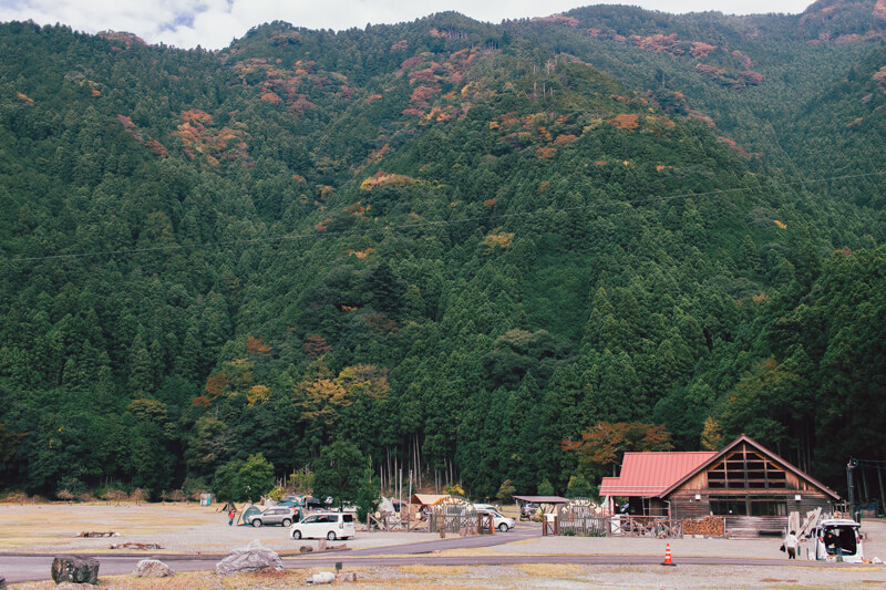 白川渡オートキャンプ場入り口