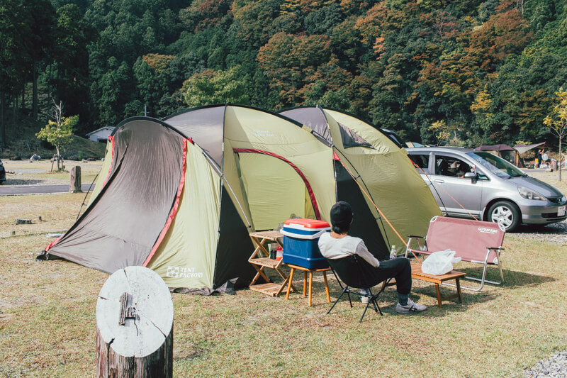 白川渡オートキャンプ場テント設営後