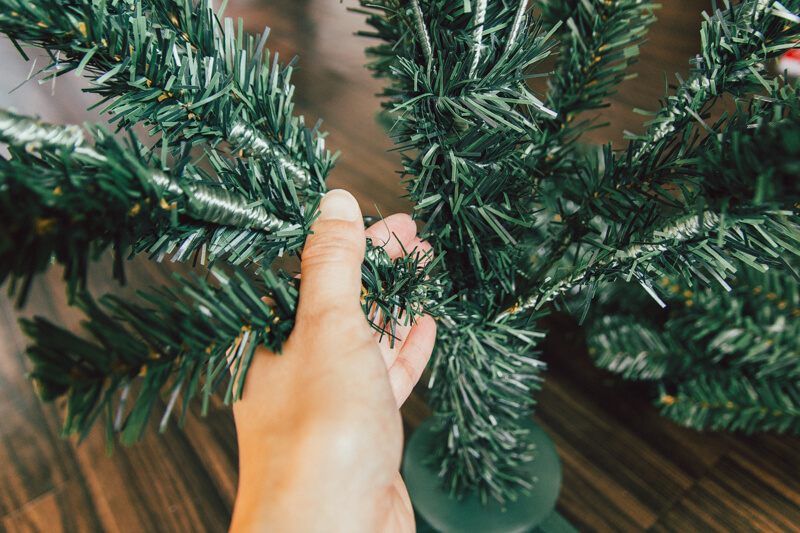 ニトリのクリスマスツリー広げる